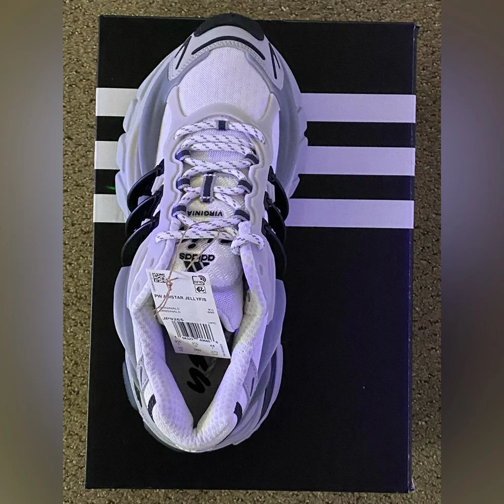 SOLD Adidas Adistar Jellyfish by Pharrell — Grey - Picture 4 of 8